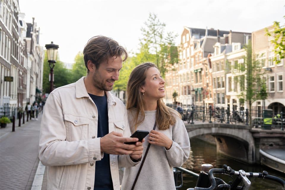Samen een Nederlandse stad ontdekken met een stadsavontuur