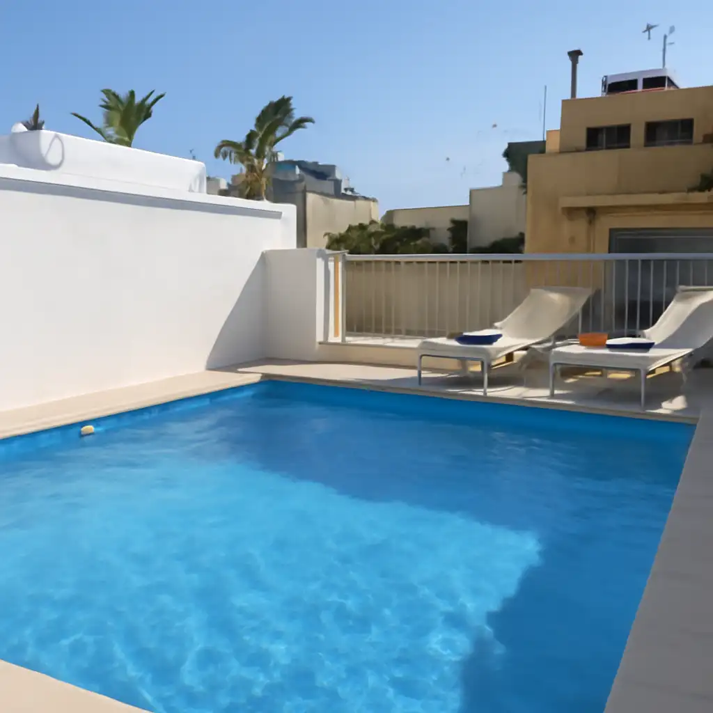 Merill Pool and Sea, Penthouse Apart 6