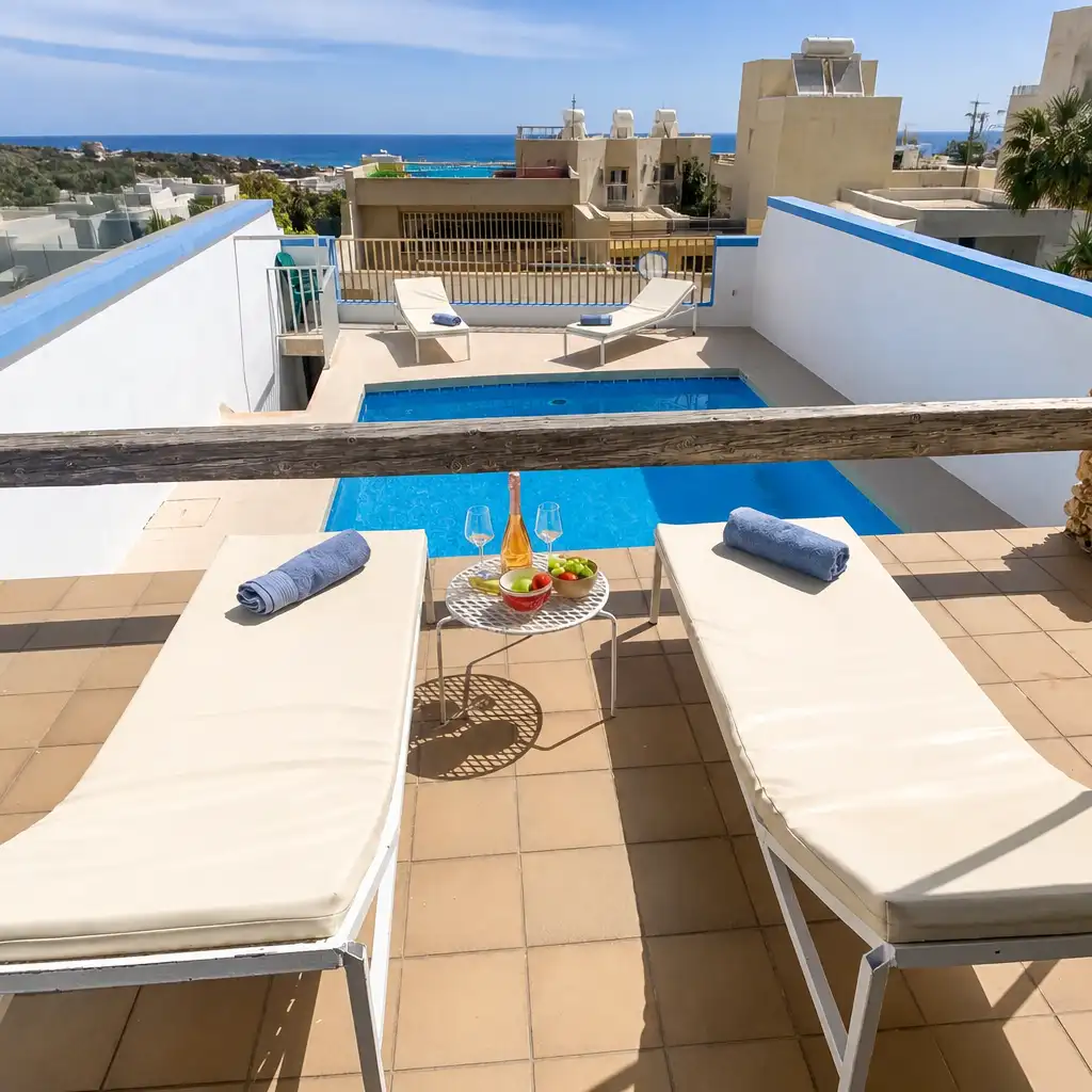 Merill Pool and Sea, charming Apart 4
