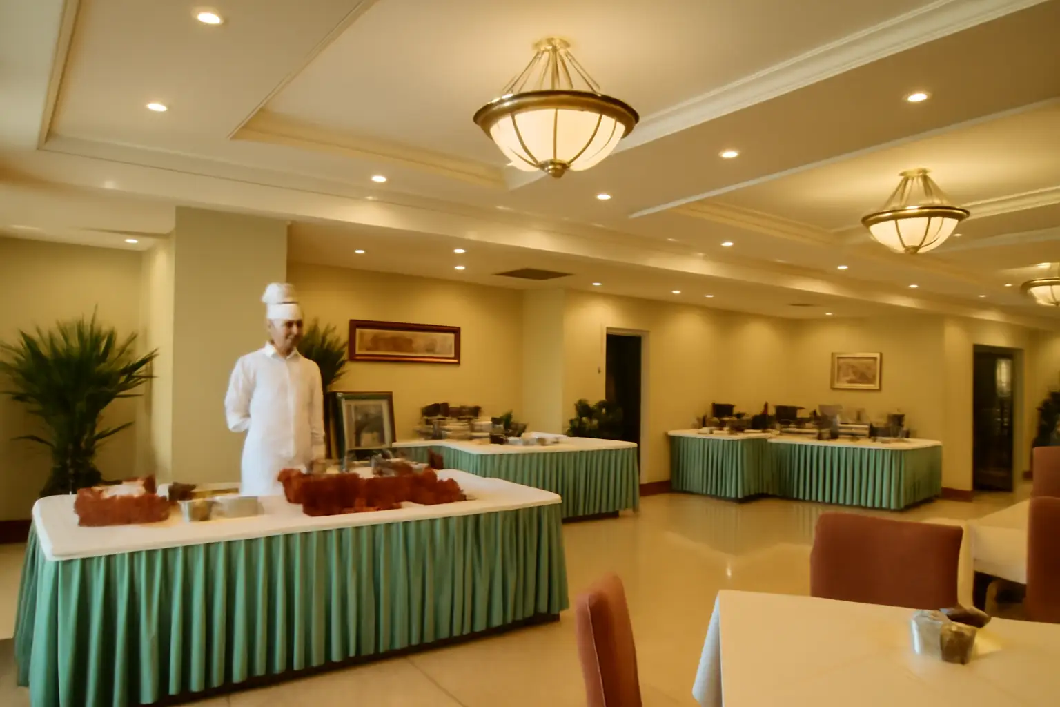 Dong Fang Hotel