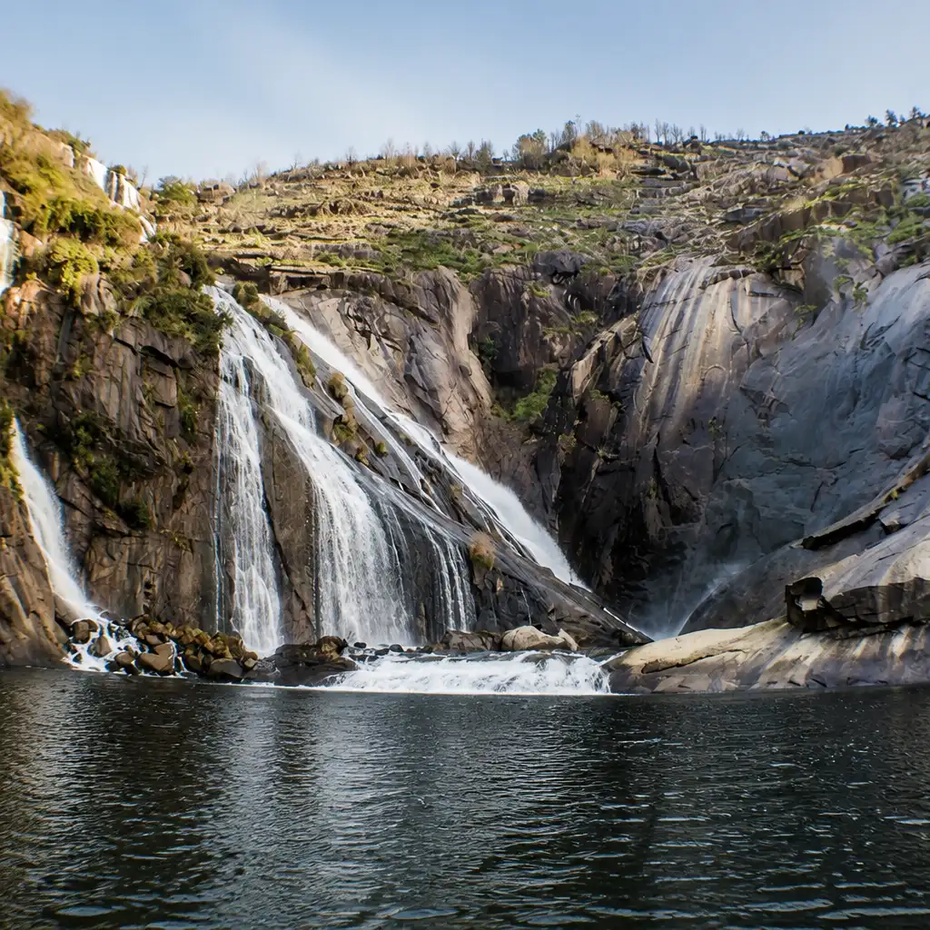 Finisterre & Costa da Morte: Guided Tour from Santiago