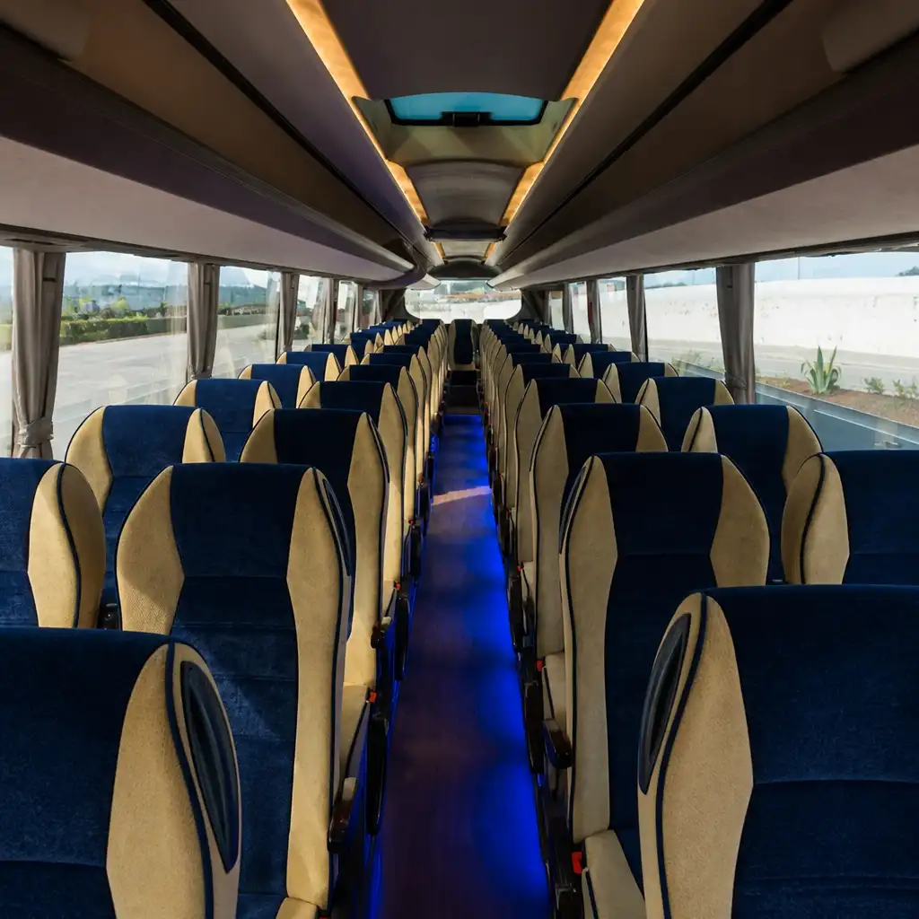 Catania Fontanarossa Airport: Interbus Bus Transfer from Syracuse to Airport